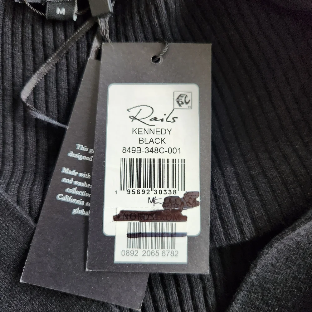 Rails womens black